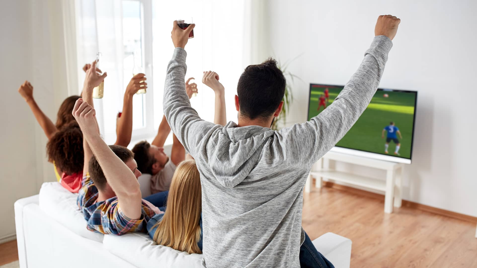 Sky Prepago vs Streaming: ¿Qué Opción de Entretenimiento Te Conviene Más?